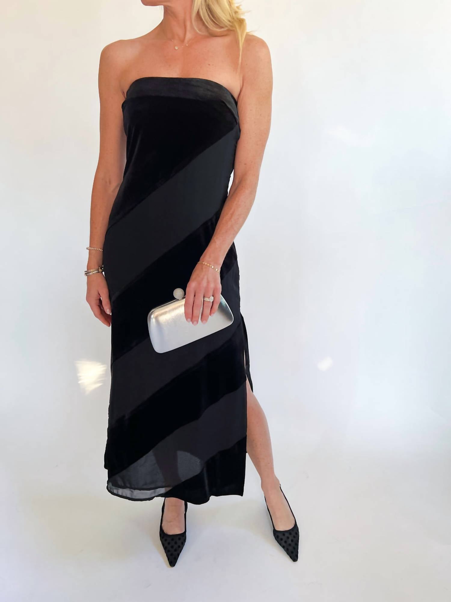 Lulus - SURREY VELVET STRIPED MIDI DRESS