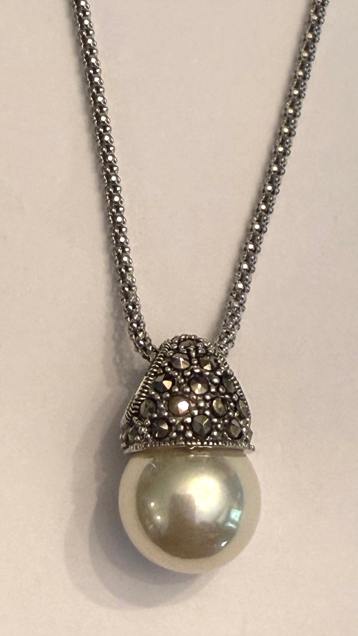 P & K Jewelry - Women's Marcasite 3/4" Bucket Pendant