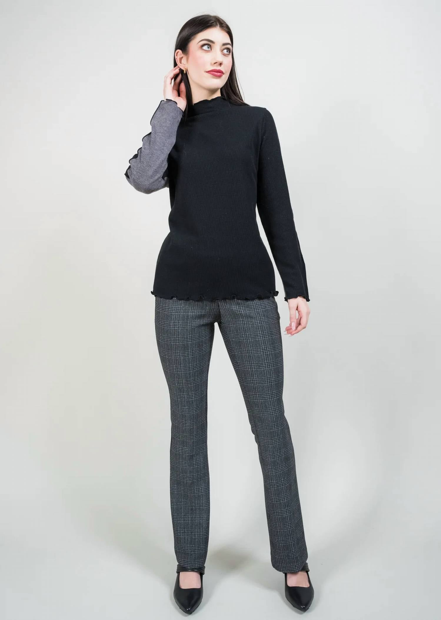 Trisha Tyler - Two toned ribbed top