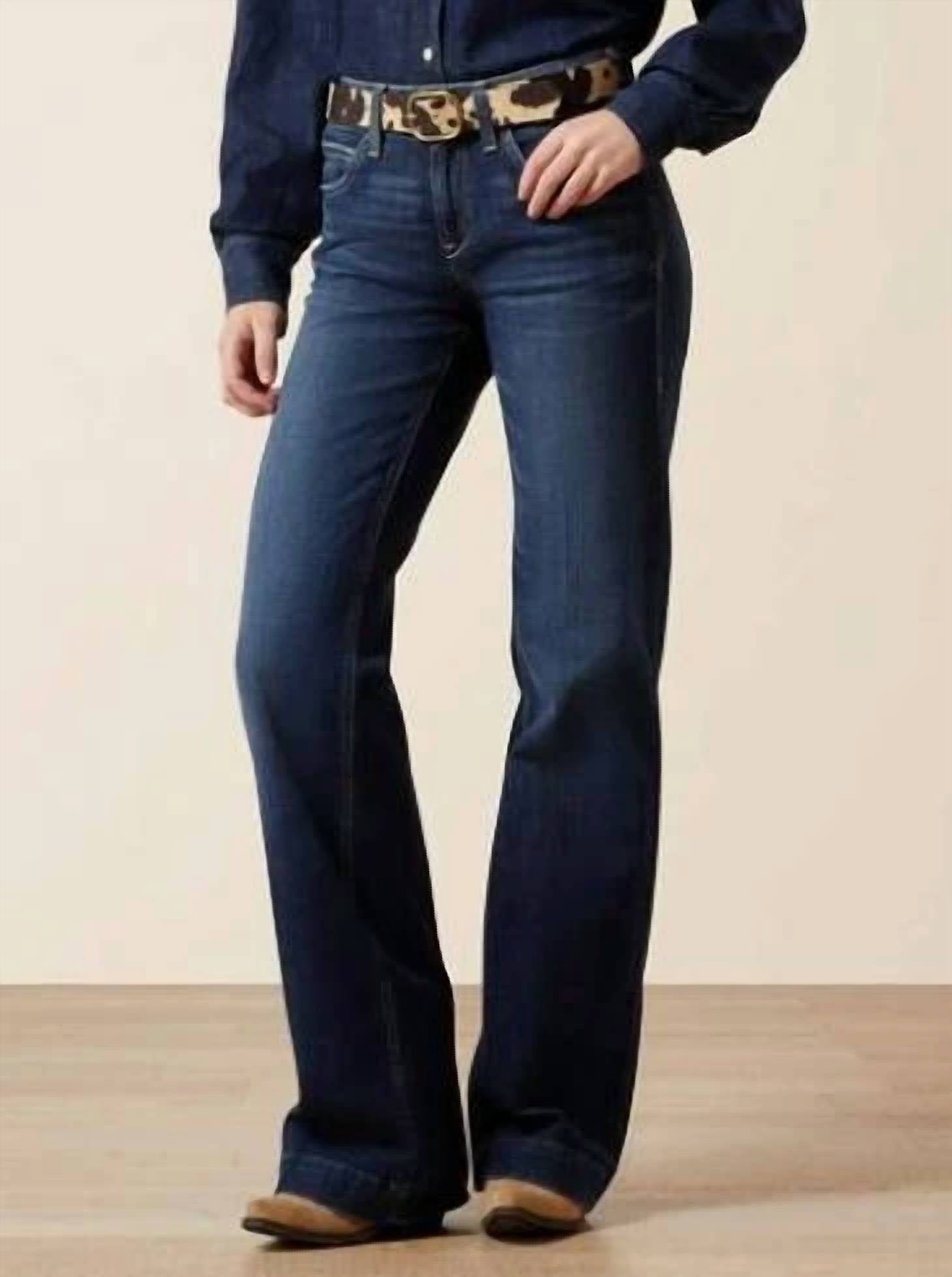 ARIAT Catalaya Perfect Rise Trouser Jeans in plumas - women's jeans - detail view