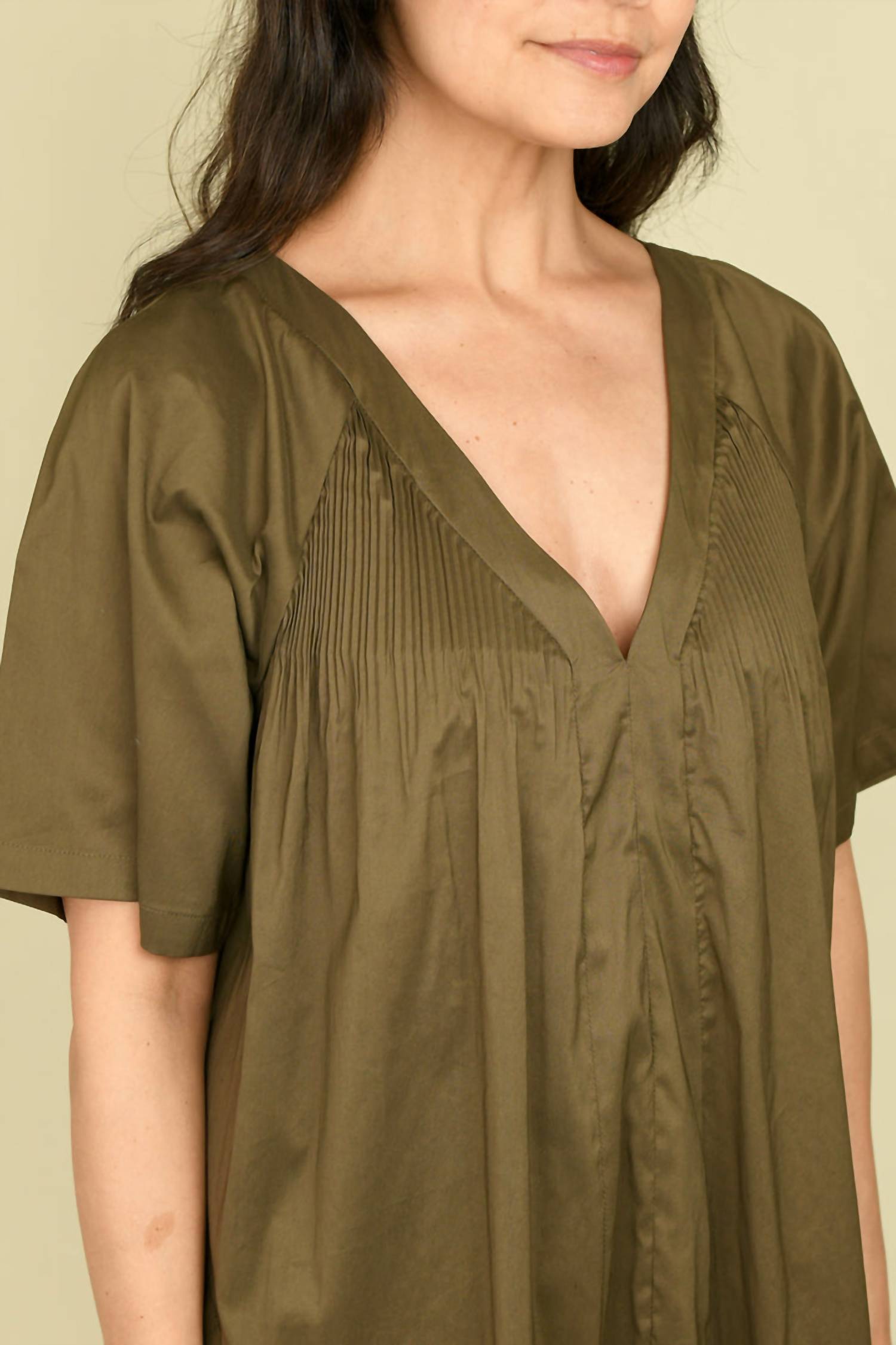 Cotelac - V-neck Dress