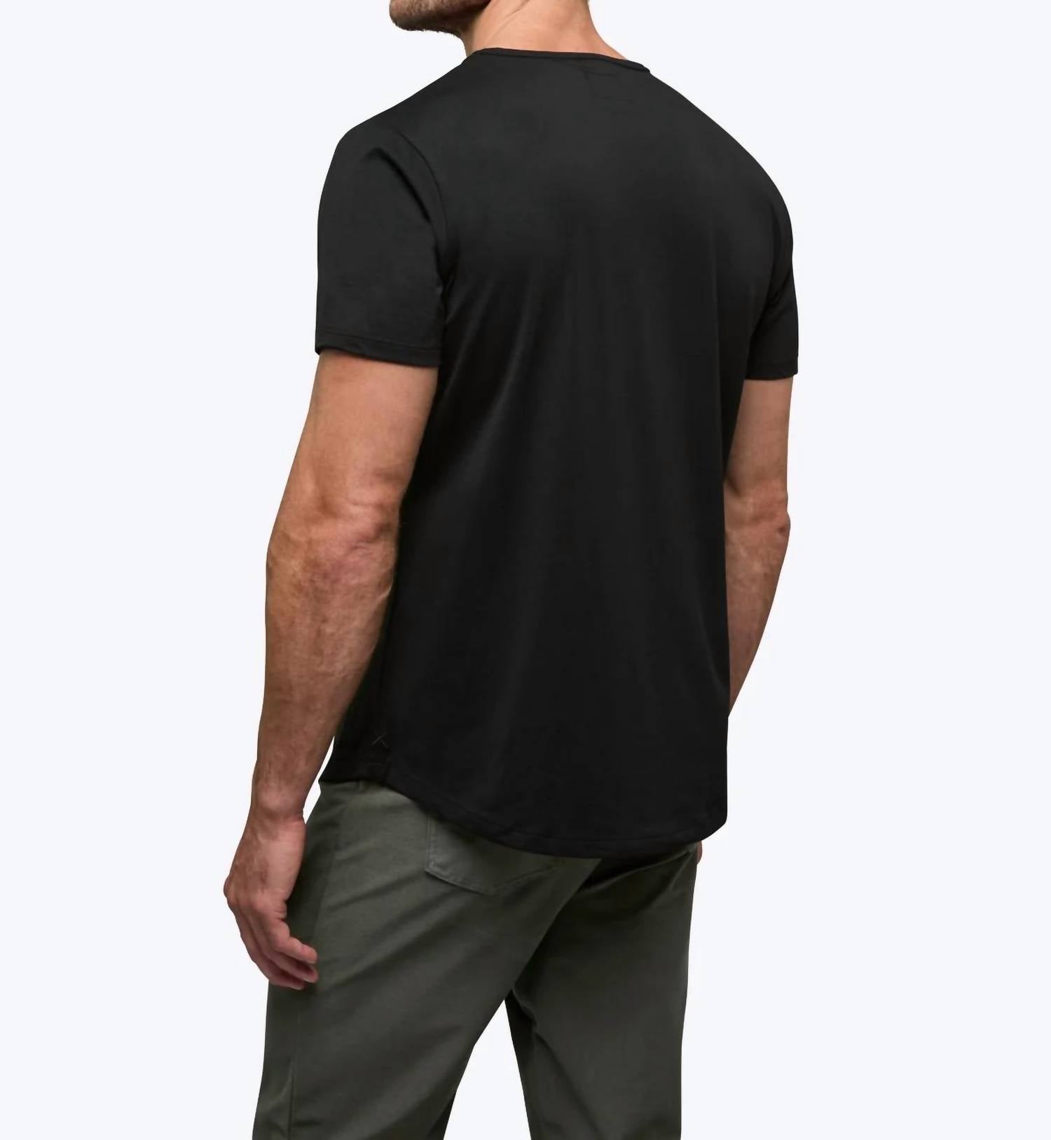Cuts - Men's Ao Curve Hem Tee