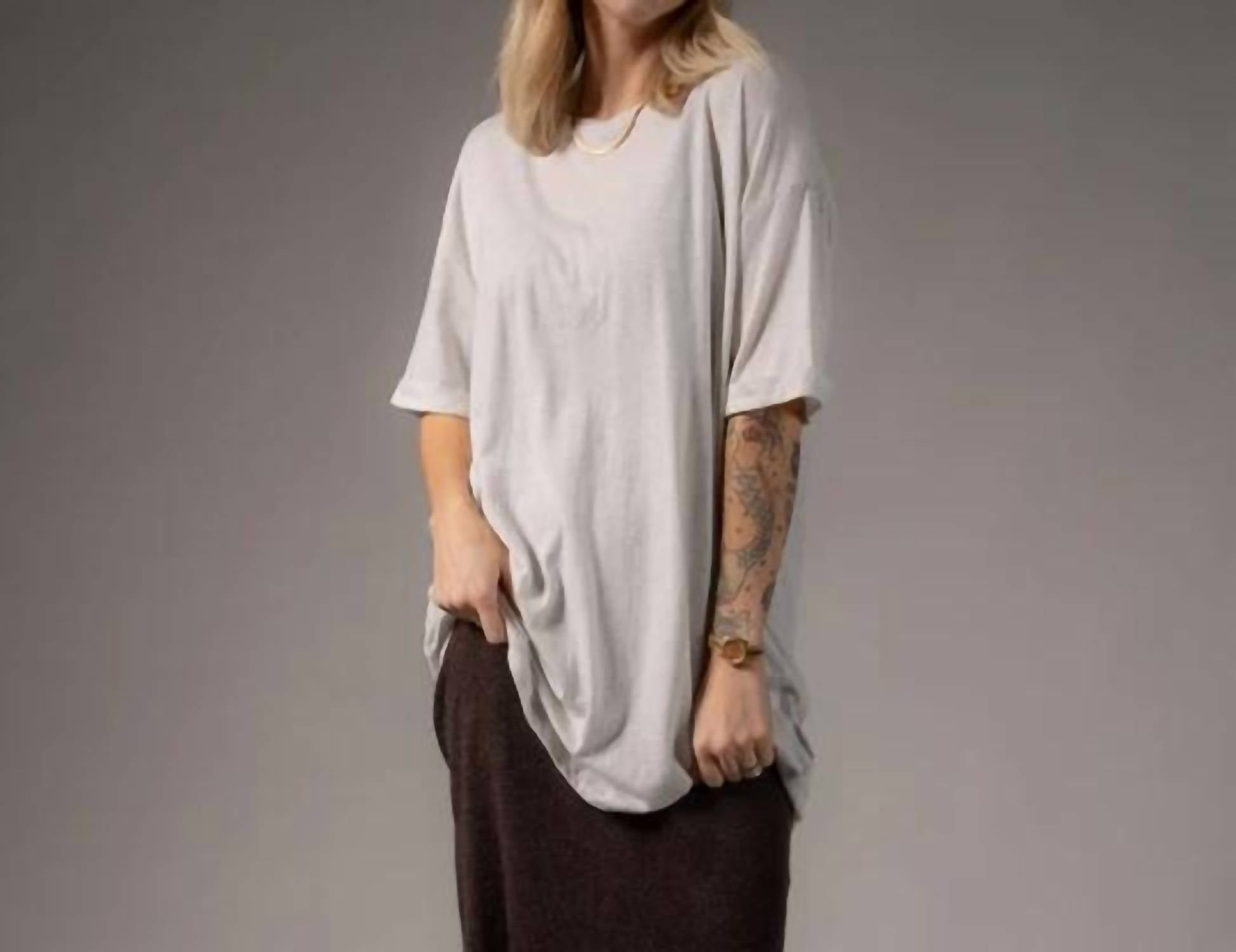 The Laundry Room - Welcome To Aspen Oversized Tee