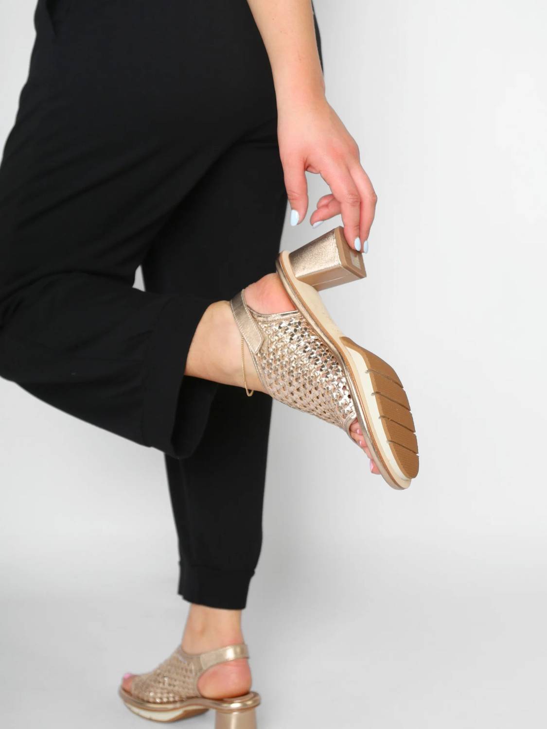 Homers - Women's Bimba Rejilla Block Heel Sandals