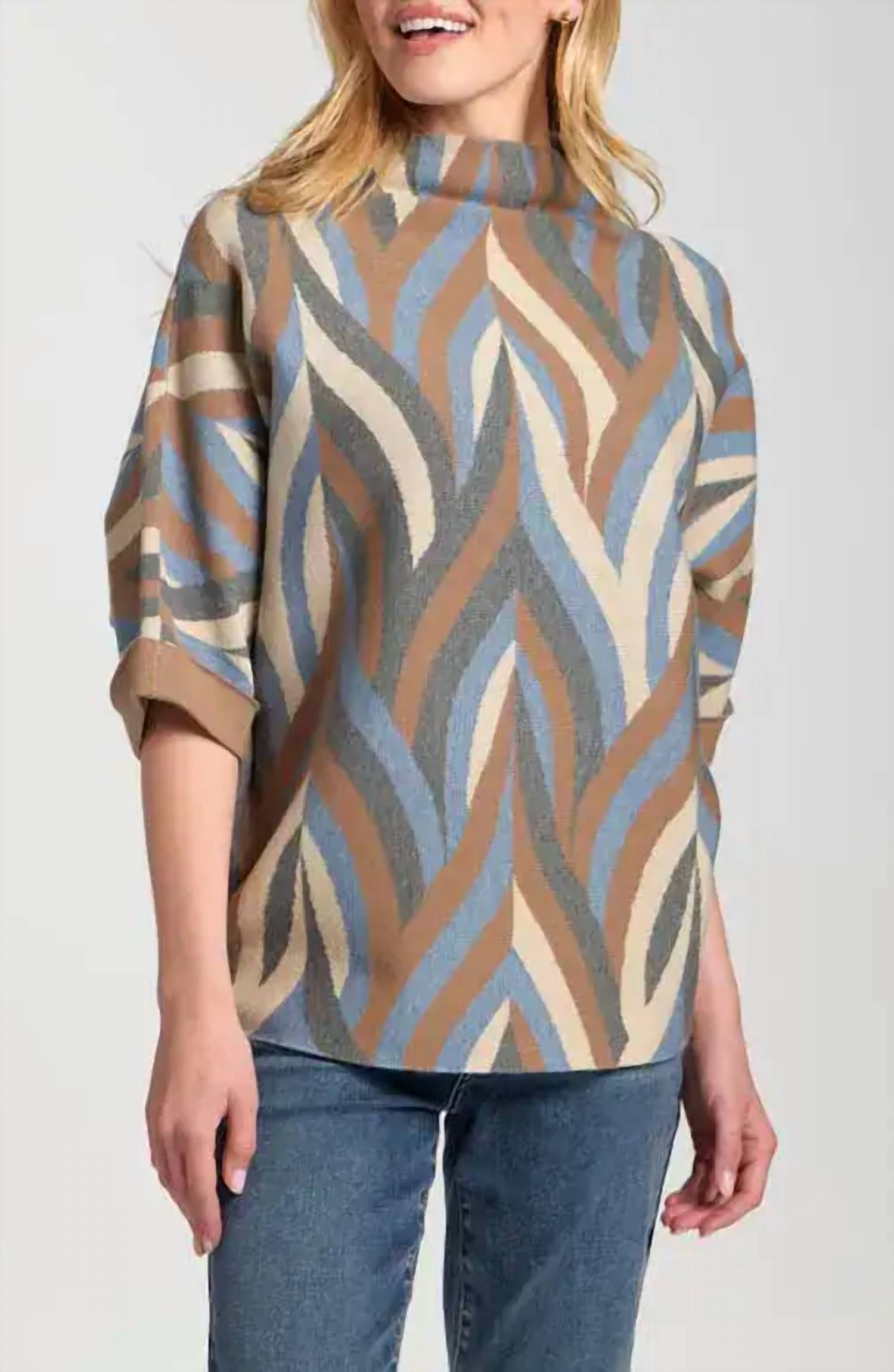 Apny - Interlacing Lines Cowl Neck Sweater