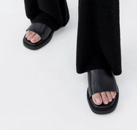 Vagabond Shoemakers - Women's Connie Slides