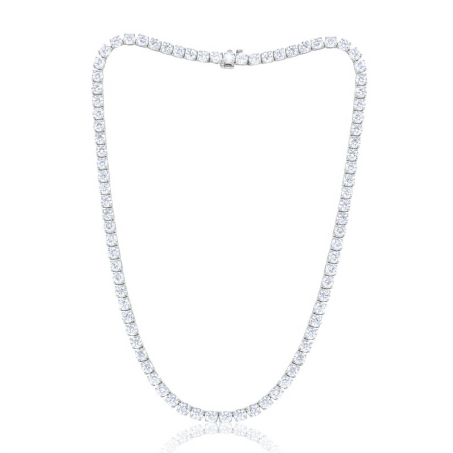 Diana M Jewels - Women's Round Lab-Grown Diamond Pendant Necklace (43.14 Ct) - Signature