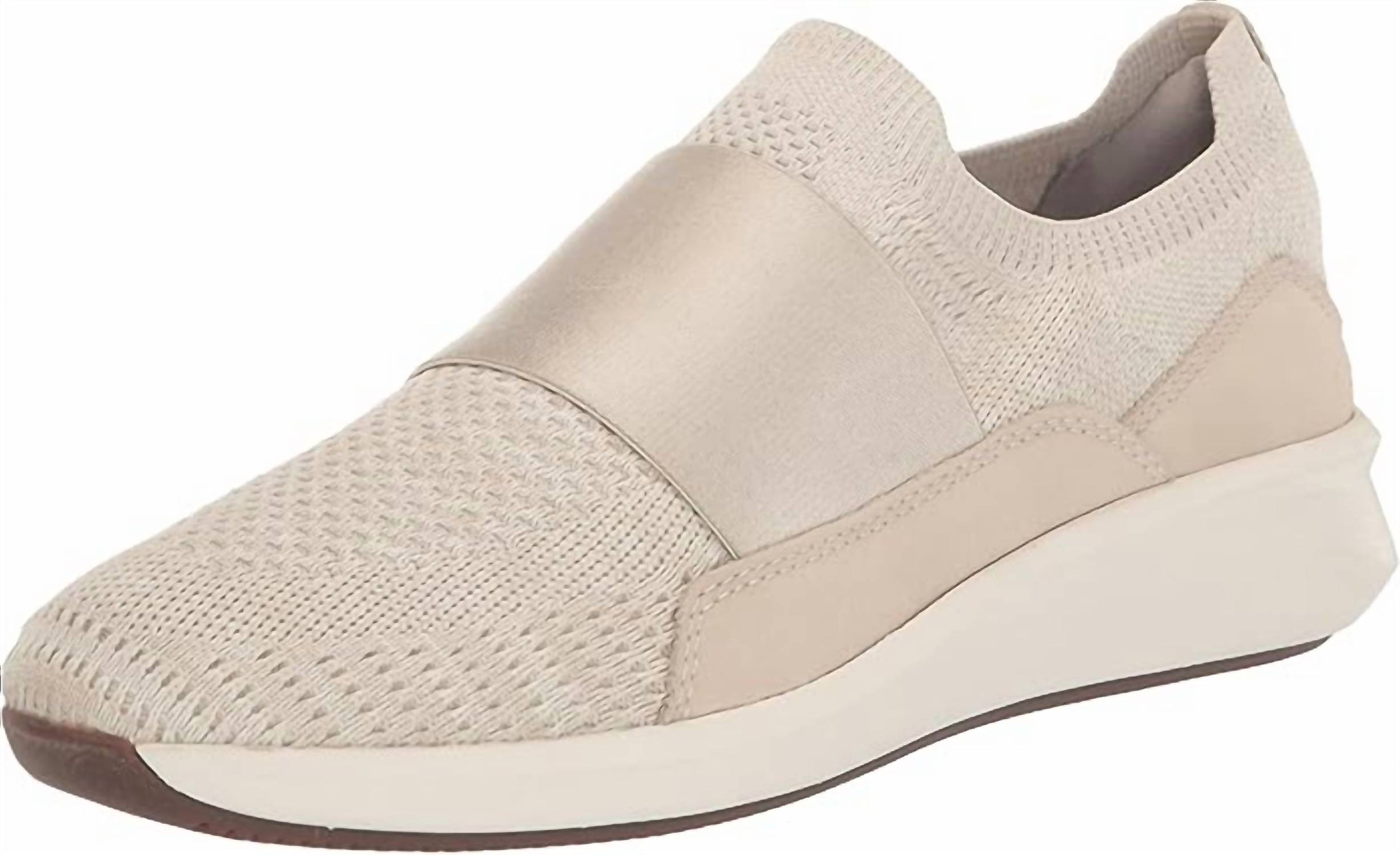 Clarks - Women's Un Rio Knit Slip On Sneakers
