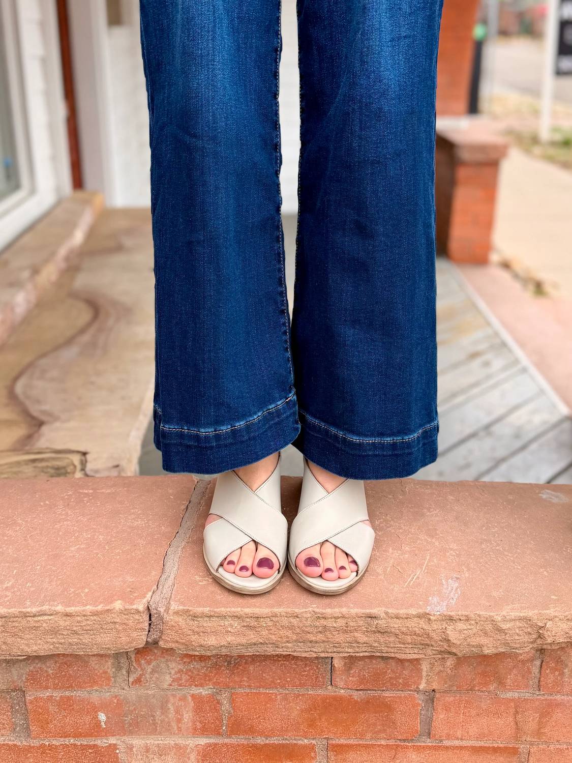 Bueno - Women's Owen Low Heel Sandal