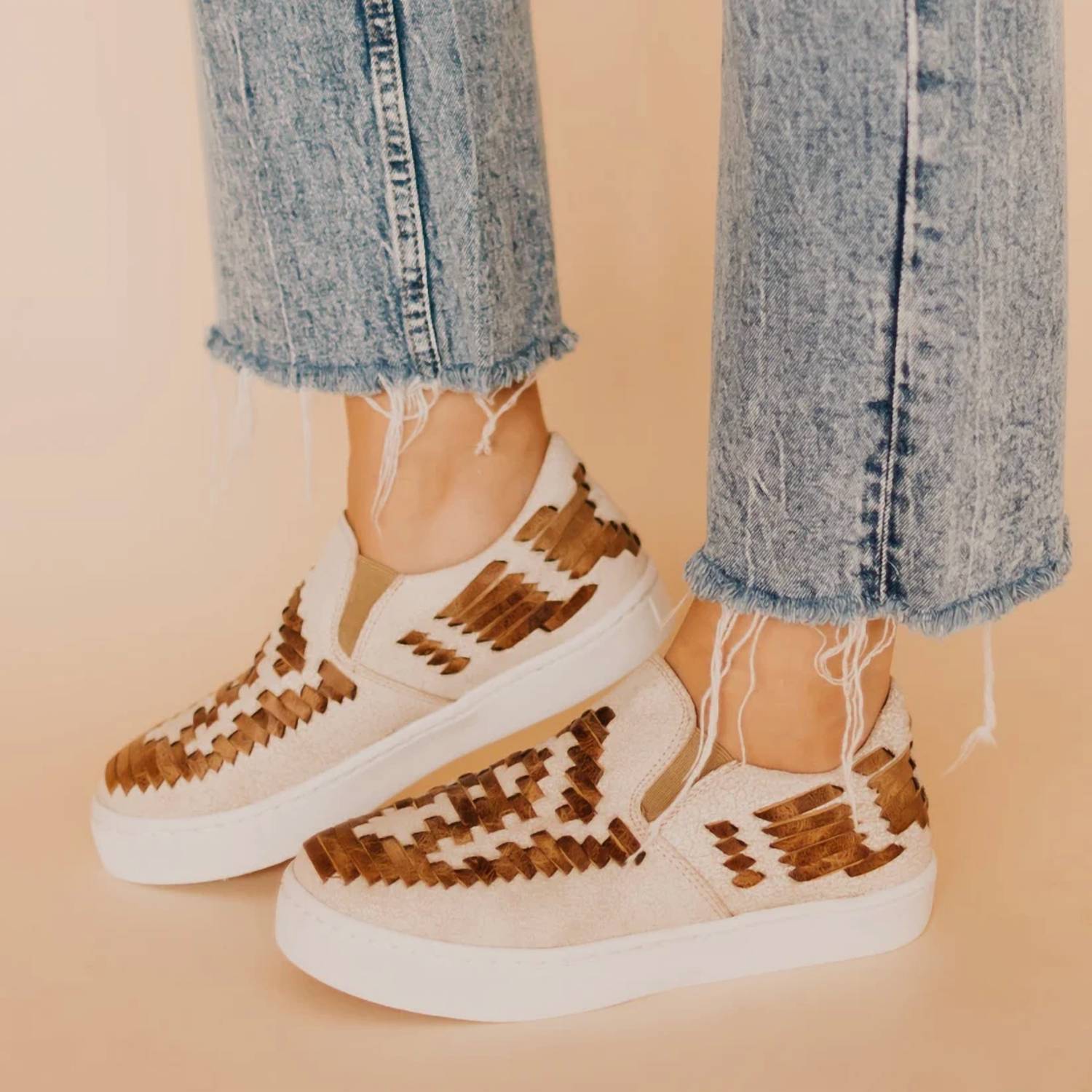 Agave Sky - Women's Dakota Leather Weaved Tennis Shoes