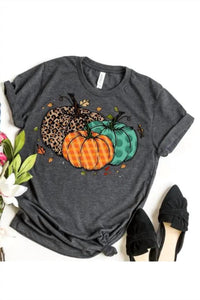 The Shirt Company - Women's Fall Pumpkin With Leaves Shirt