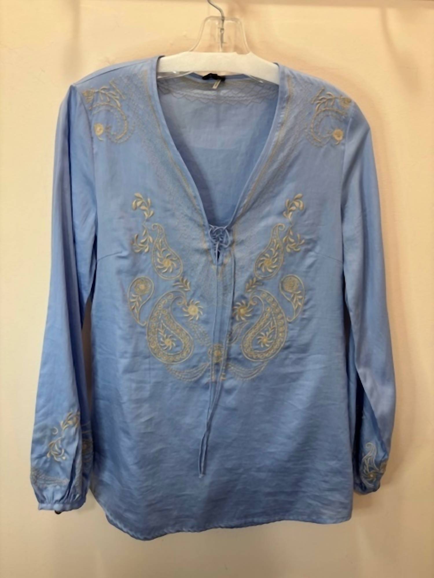 6 By Six - Women's Embroider Paisley Blouse