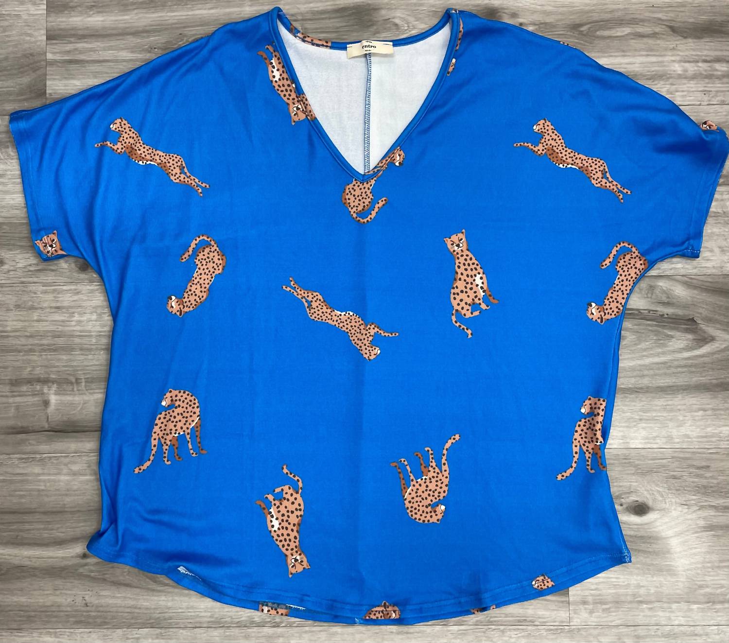 Entro - Women's Cheetah Top