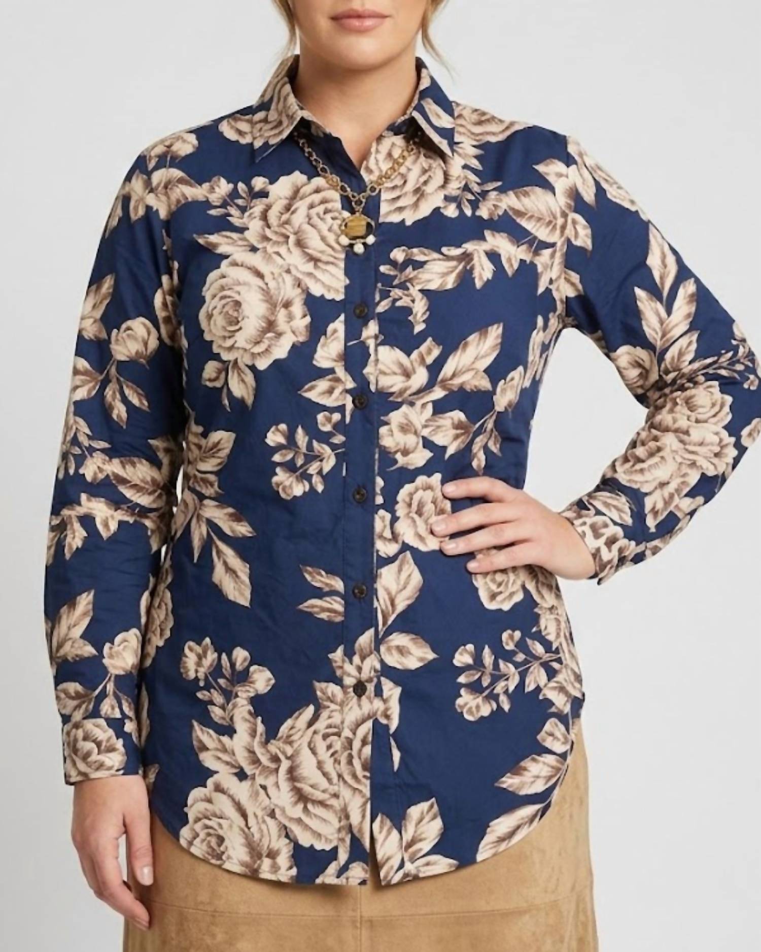 OLIVACEOUS Larson Button Down Blouse in navy tan - women's blouse