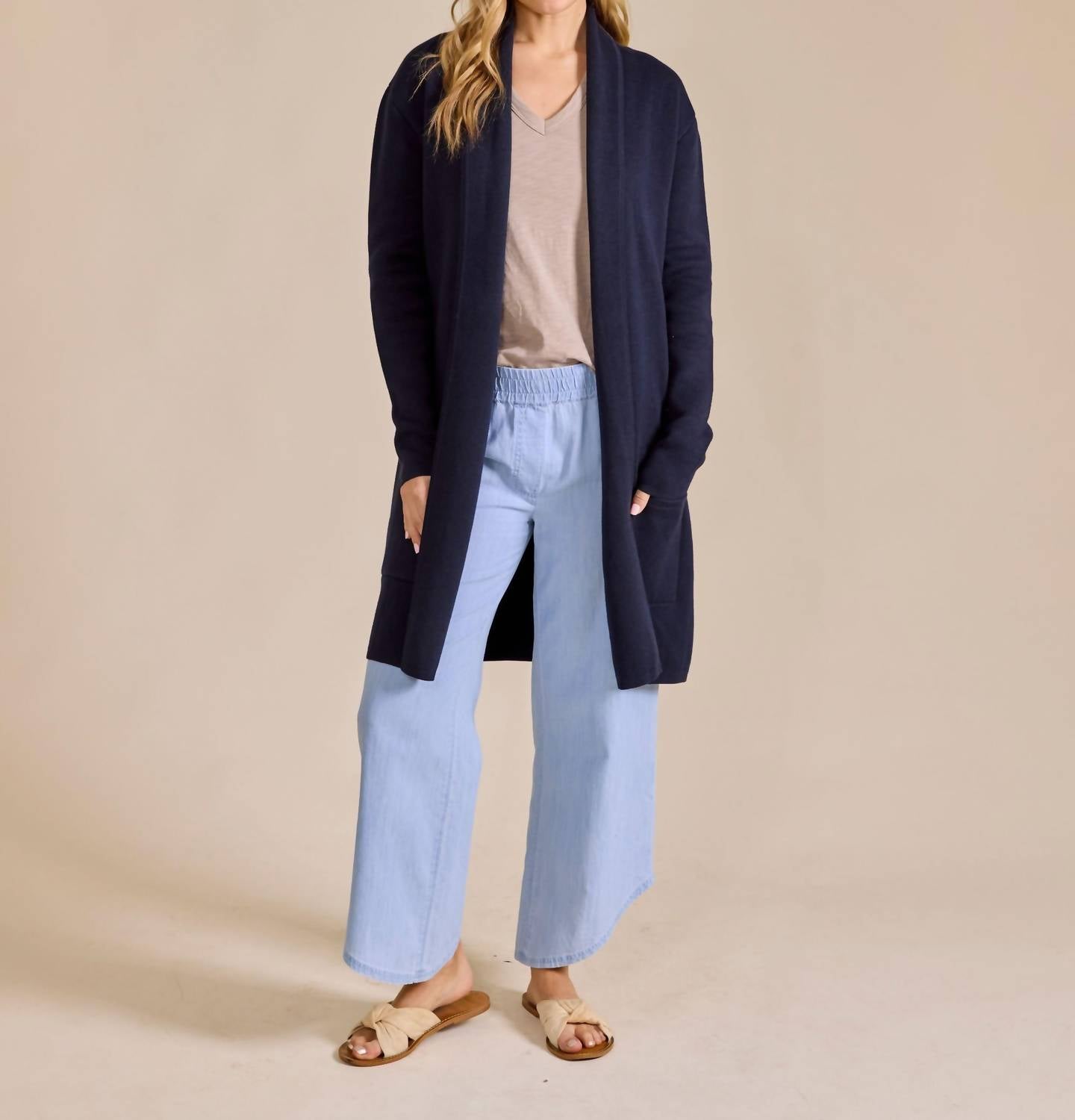 Le Marais - Georgetown Travel Coat