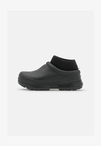 Ugg - Women's Tasman X Shoes