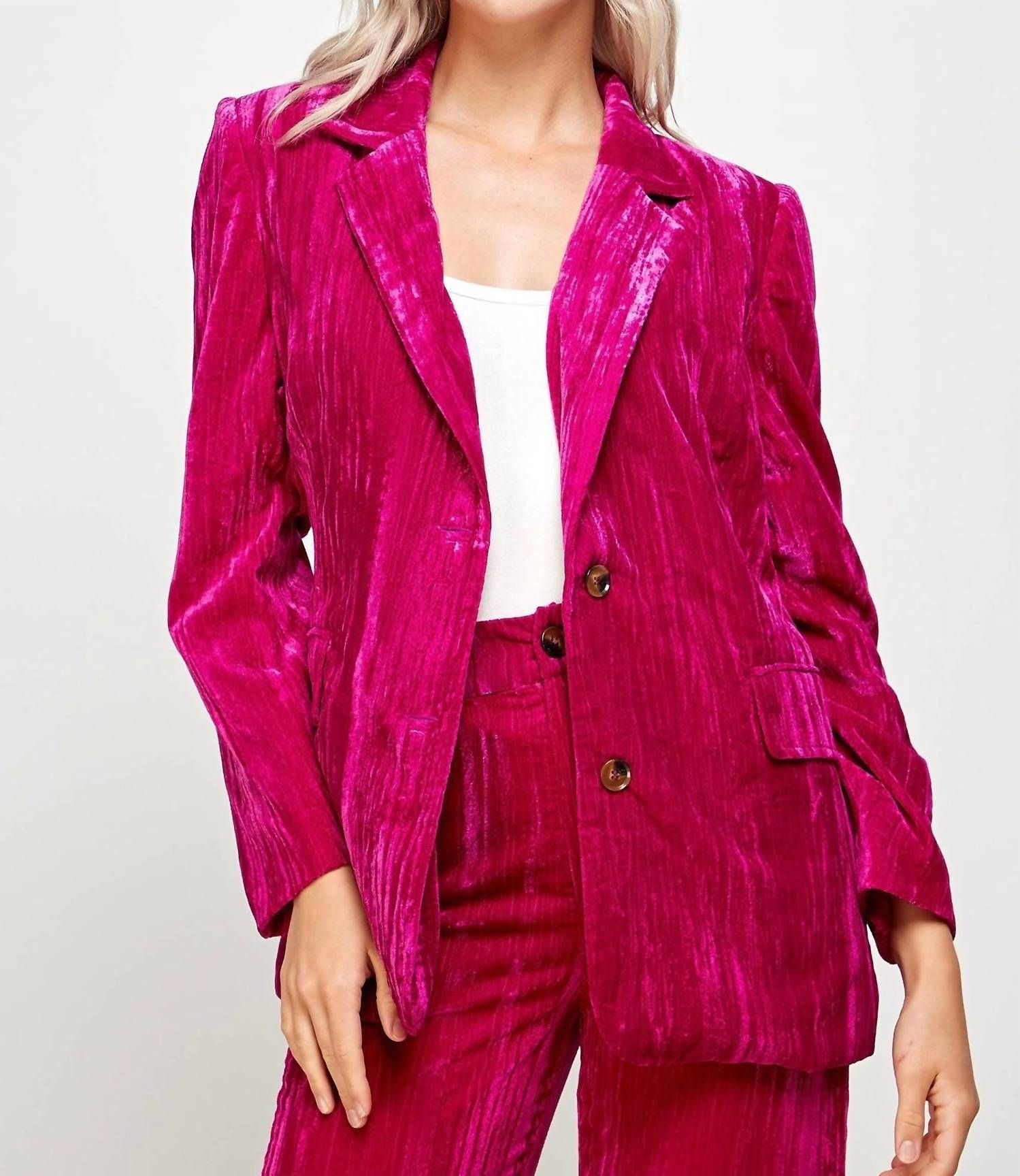 Ellison - Magic Touch Crinkle Velvet Blazer