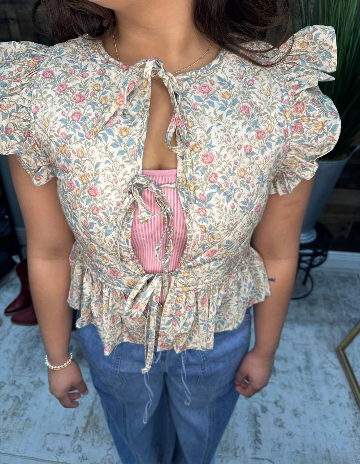 So Me - Floral Print Ruffled Quilted Vest Top