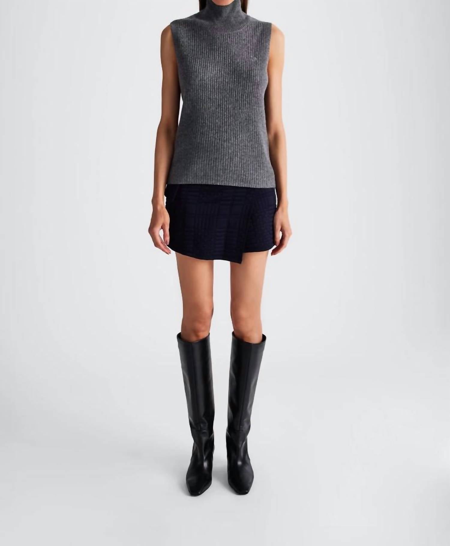 In/One - Nola Cashmere Sleeveless Turtleneck