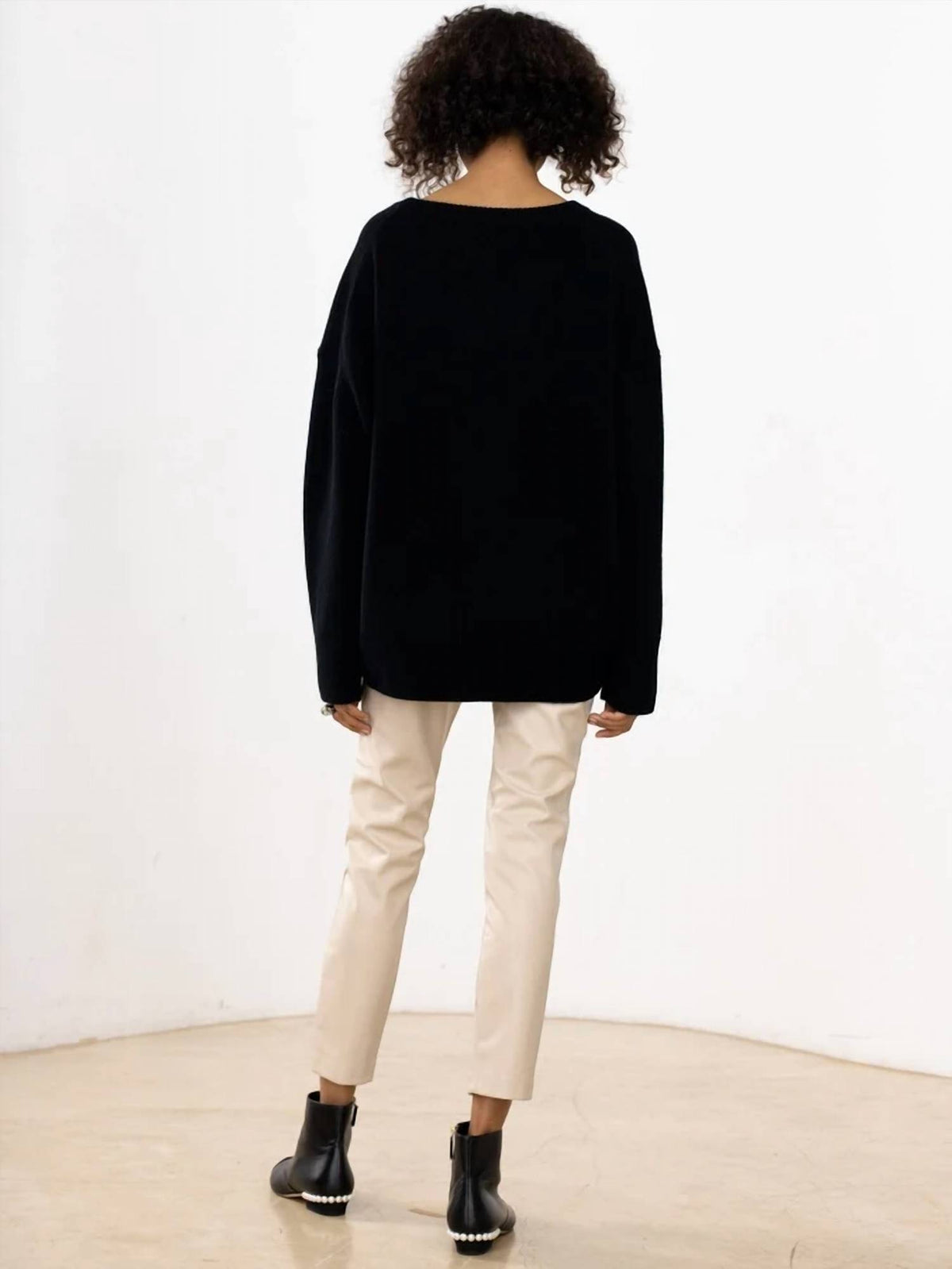Ninexis - Daisy Sweater