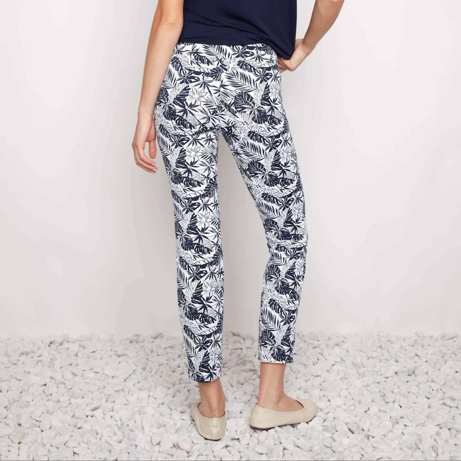 Up! - Soft Stream Ankle Pants