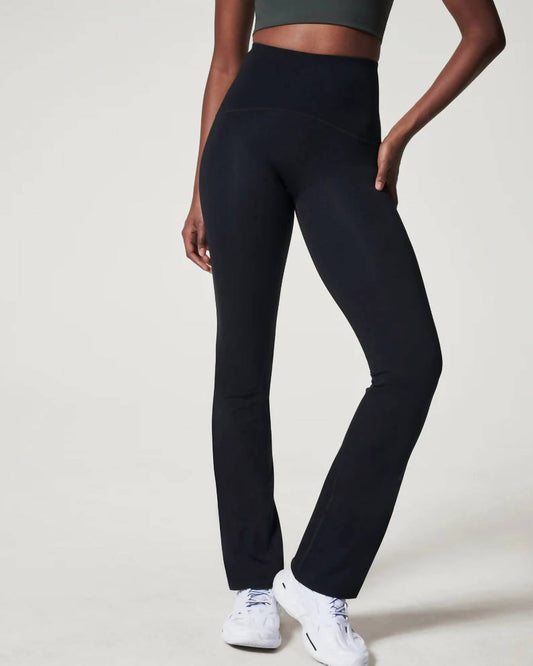 Spanx - BOOTY BOOST YOGA FLARE PANTS