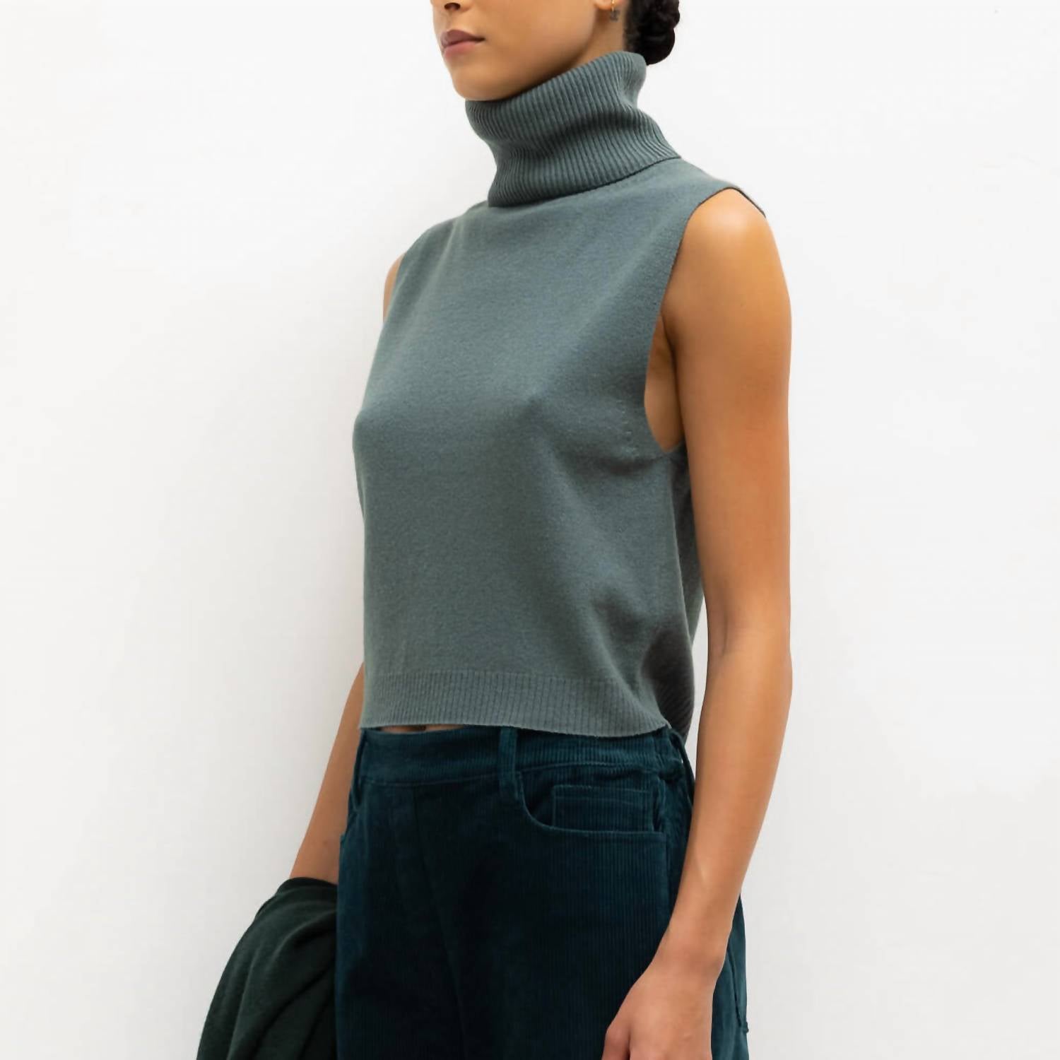 Leset - Zoe Sleeveless Turtleneck Top