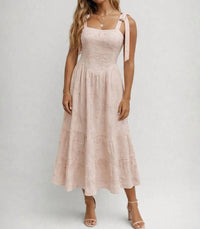 Sweetkama - Floral Embroidered Midi Dress