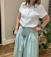 Oli & Hali - Women's Aria Pleated Wide Leg Pants