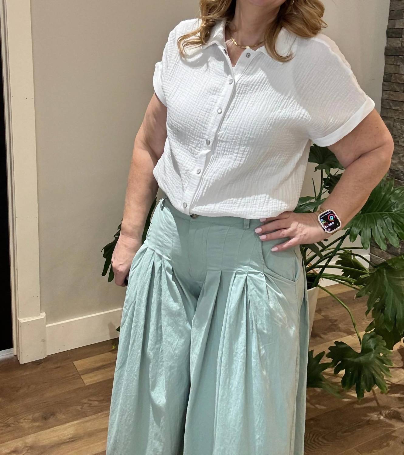 Oli & Hali - Women's Aria Pleated Wide Leg Pants