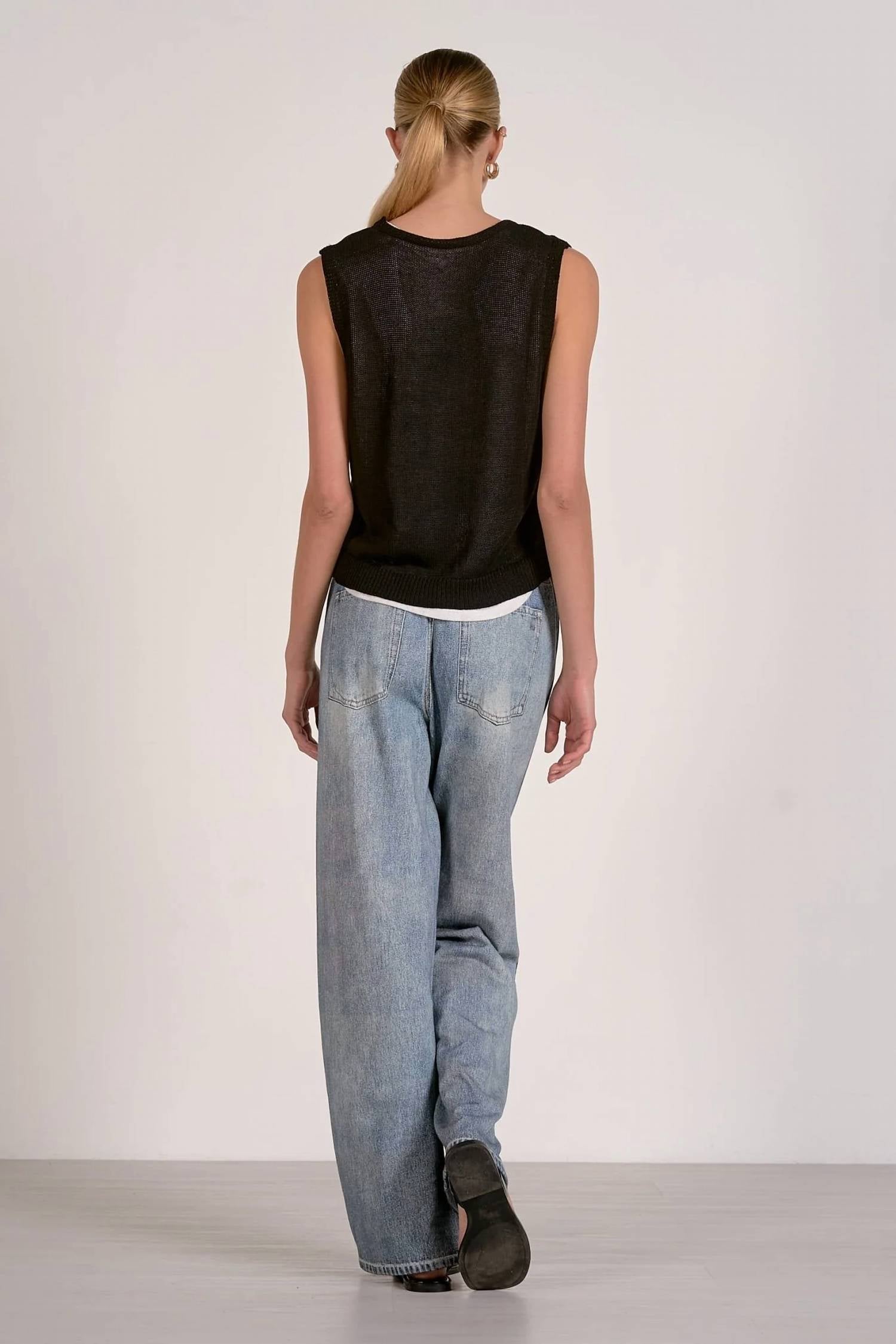 Elan - Ashlyn Layered Sweater Tank Top