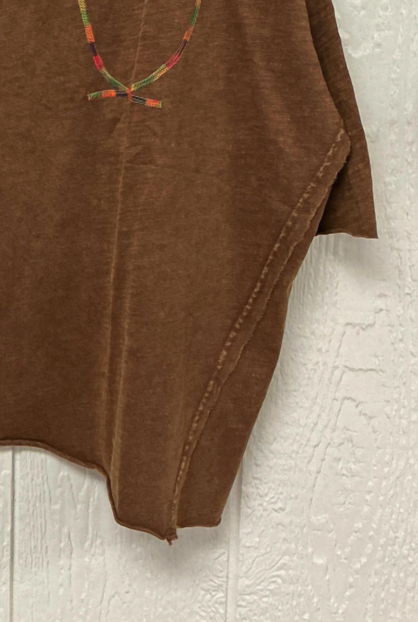 Easel - Women's Half Sleeve Mineral Wash Tee - Plus