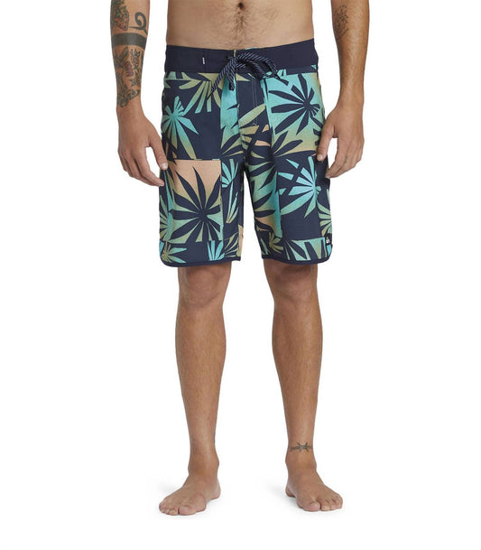 Quiksilver - Highline Scallop Boardshorts