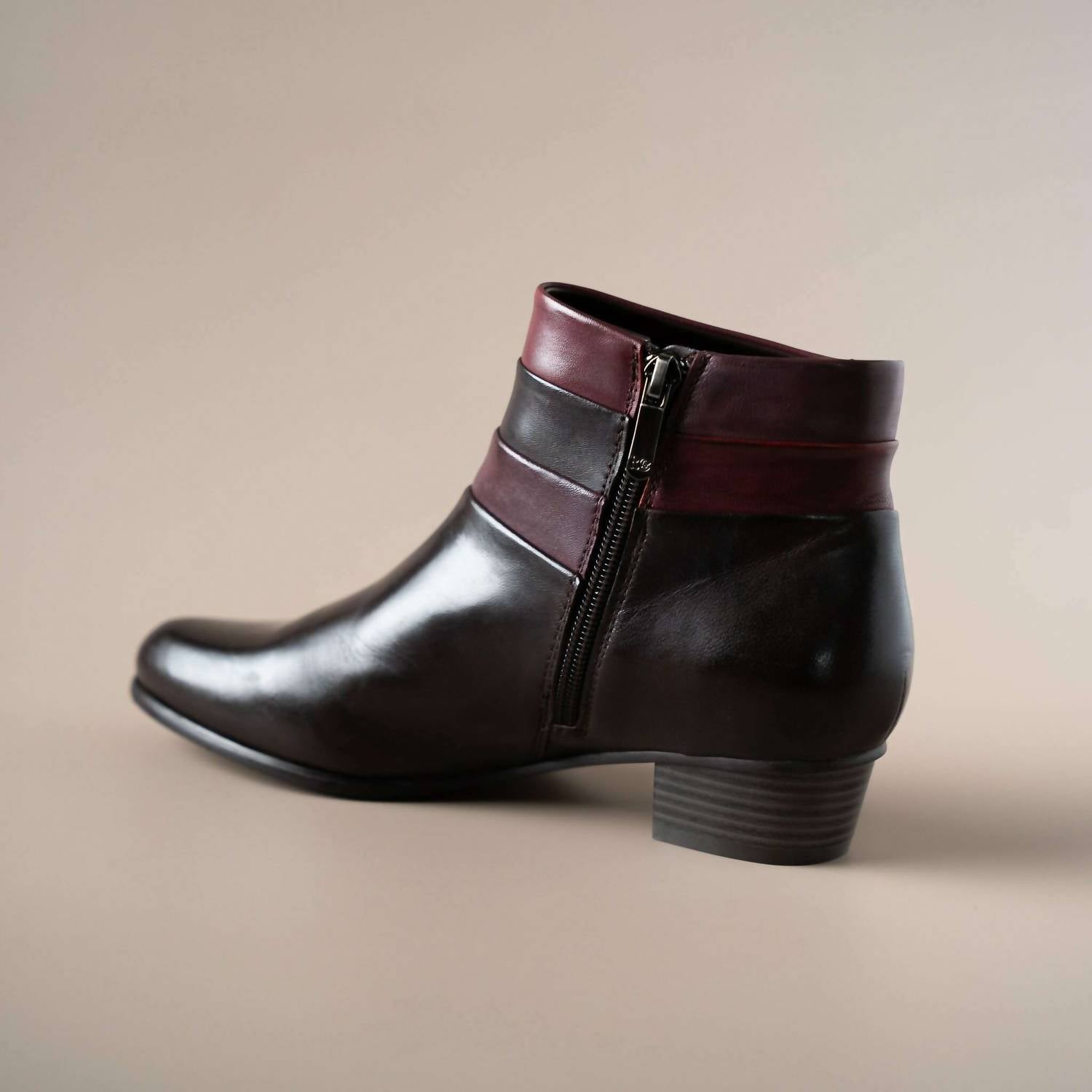 Regarde Le Ciel Women's Stefany Ankle Boot in brown - women's shoe - detail view