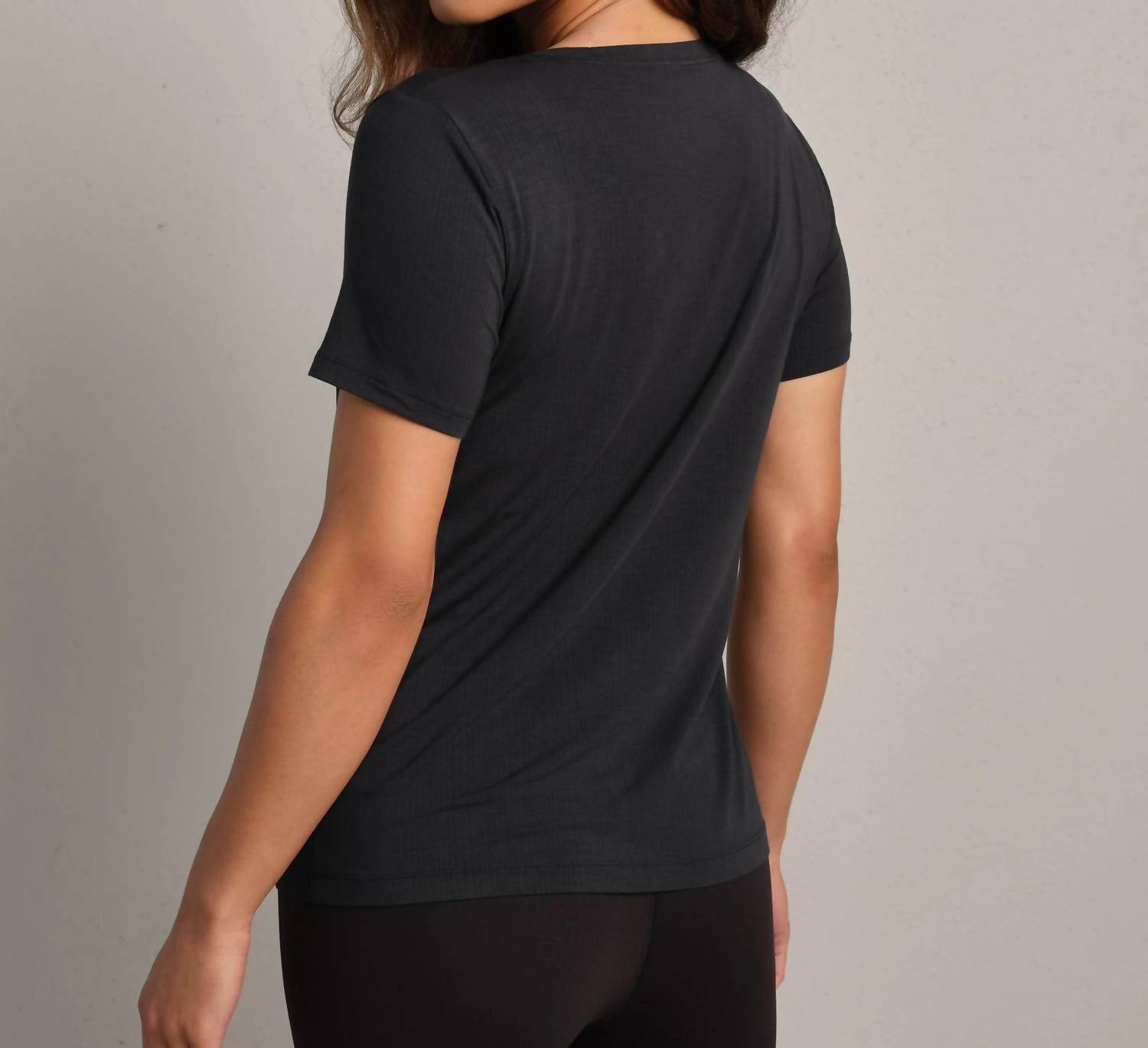 Rhone - Featherweight Ribbed Tee