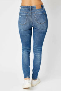Judy Blue - Mid-rise Tummy Control Distressed Skinny Jeans