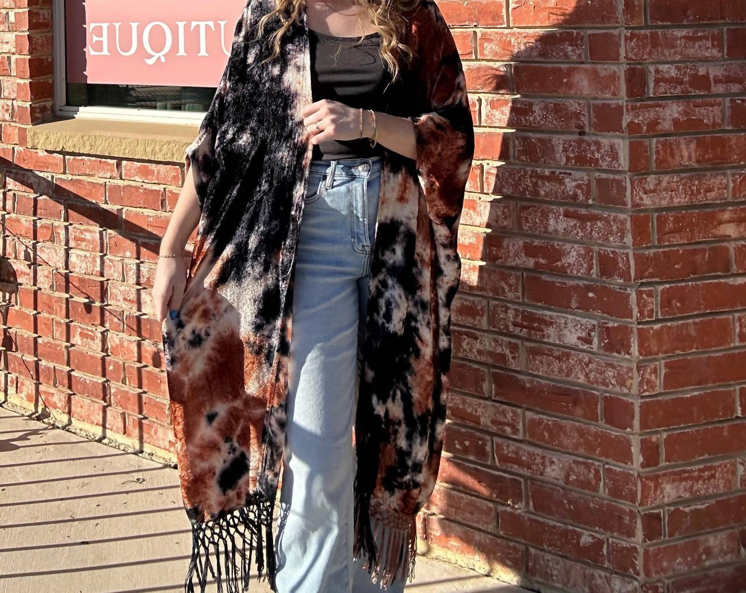 Angie - Velvet Duster