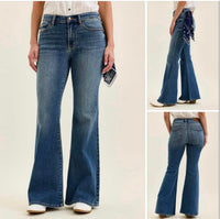 Judy Blue - Jaqueline Flare With Triple Needle Back Pocket & Bandana Loop Jeans