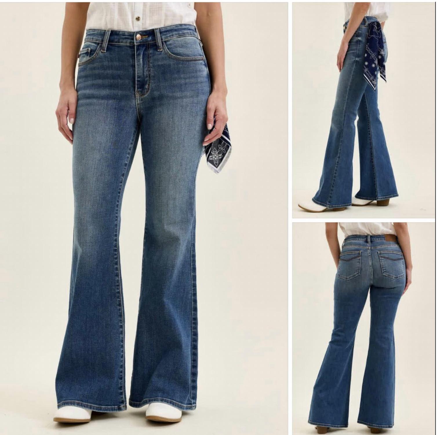 Judy Blue - Jaqueline Flare With Triple Needle Back Pocket & Bandana Loop Jeans