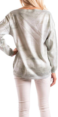 Gigi Moda - Bold Queen Long Sleeve Sweater
