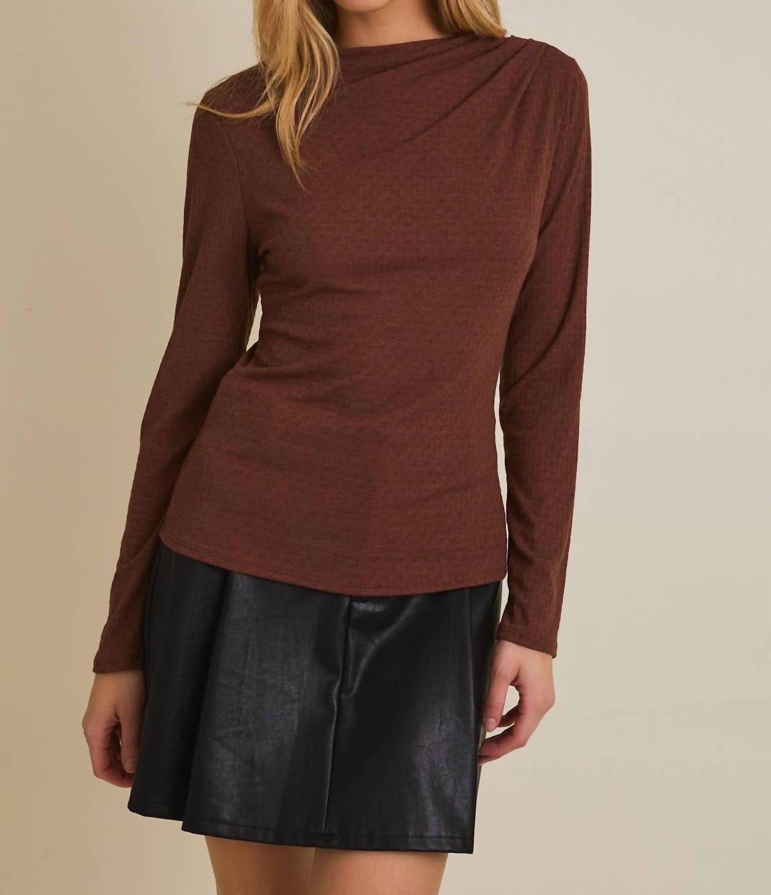 Gilli - Shirred Long Sleeve Top