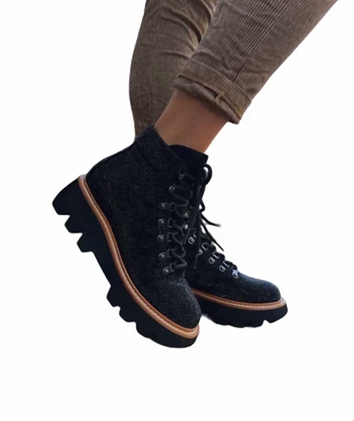 Lola Cruz - Women's Sparkle Boots