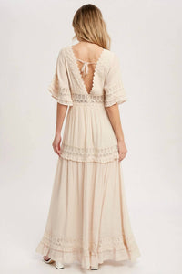 Bluivy - Elegant Lace Maxi Dress with Short Sleeves