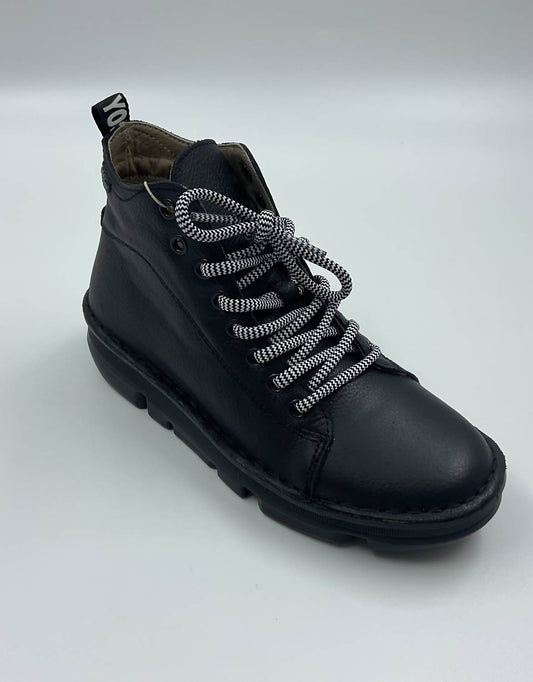 Women's 29602 Lace Up Boot