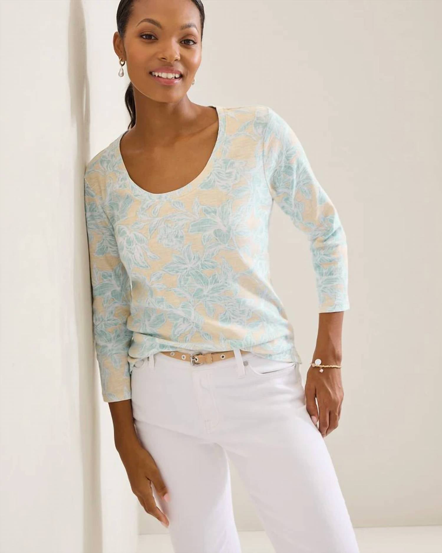 Tommy Bahama - Ashby Isles Paradiso Petals 3/4 Sleeve T-shirt