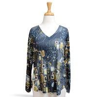 Inoah - Women's Drizzly V-neck Top