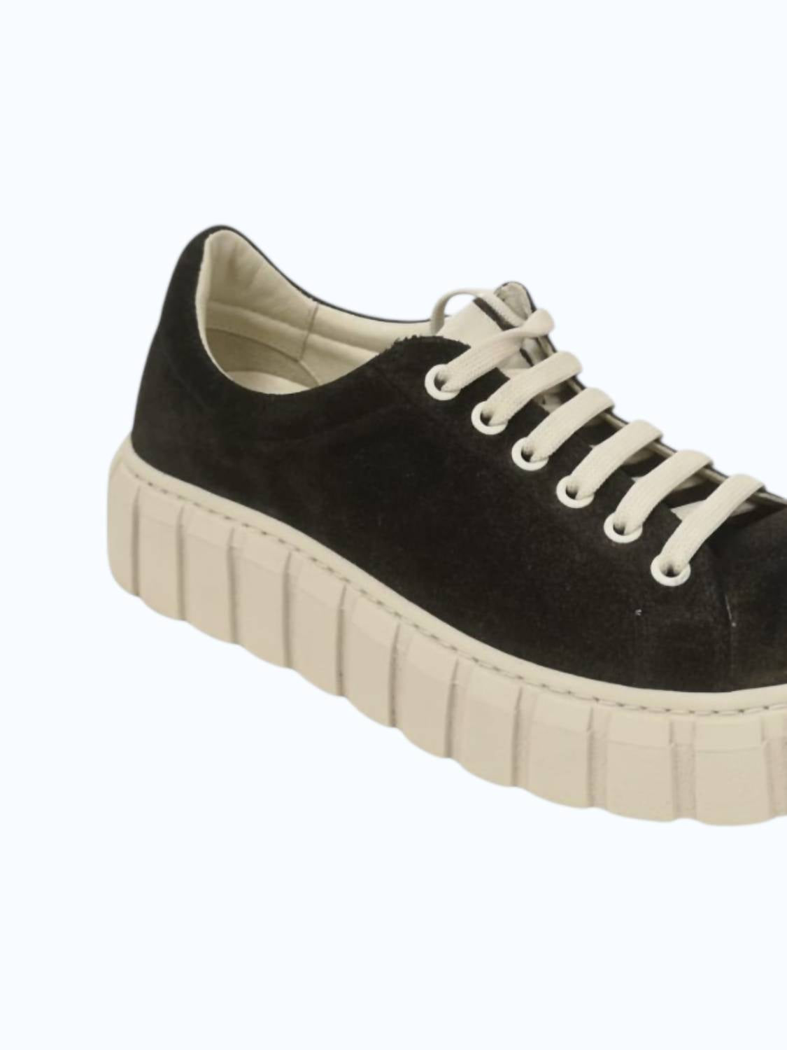 Bueno - Women's Talia Sneaker
