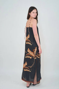 Las Sureñas - Elegant Square Neck Long Dress