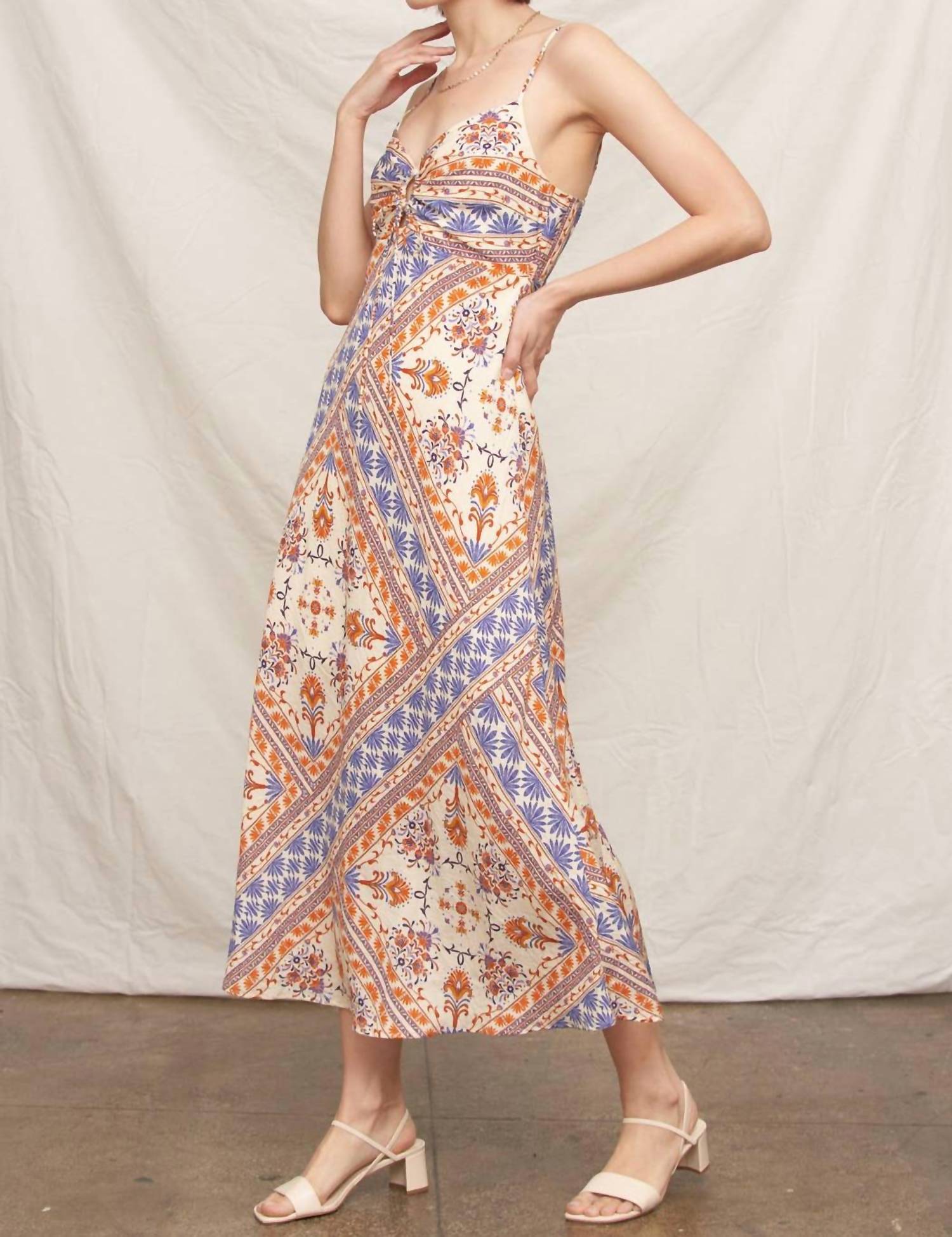 En Creme - Sleeveless Paisley Print Midi Slip Dress