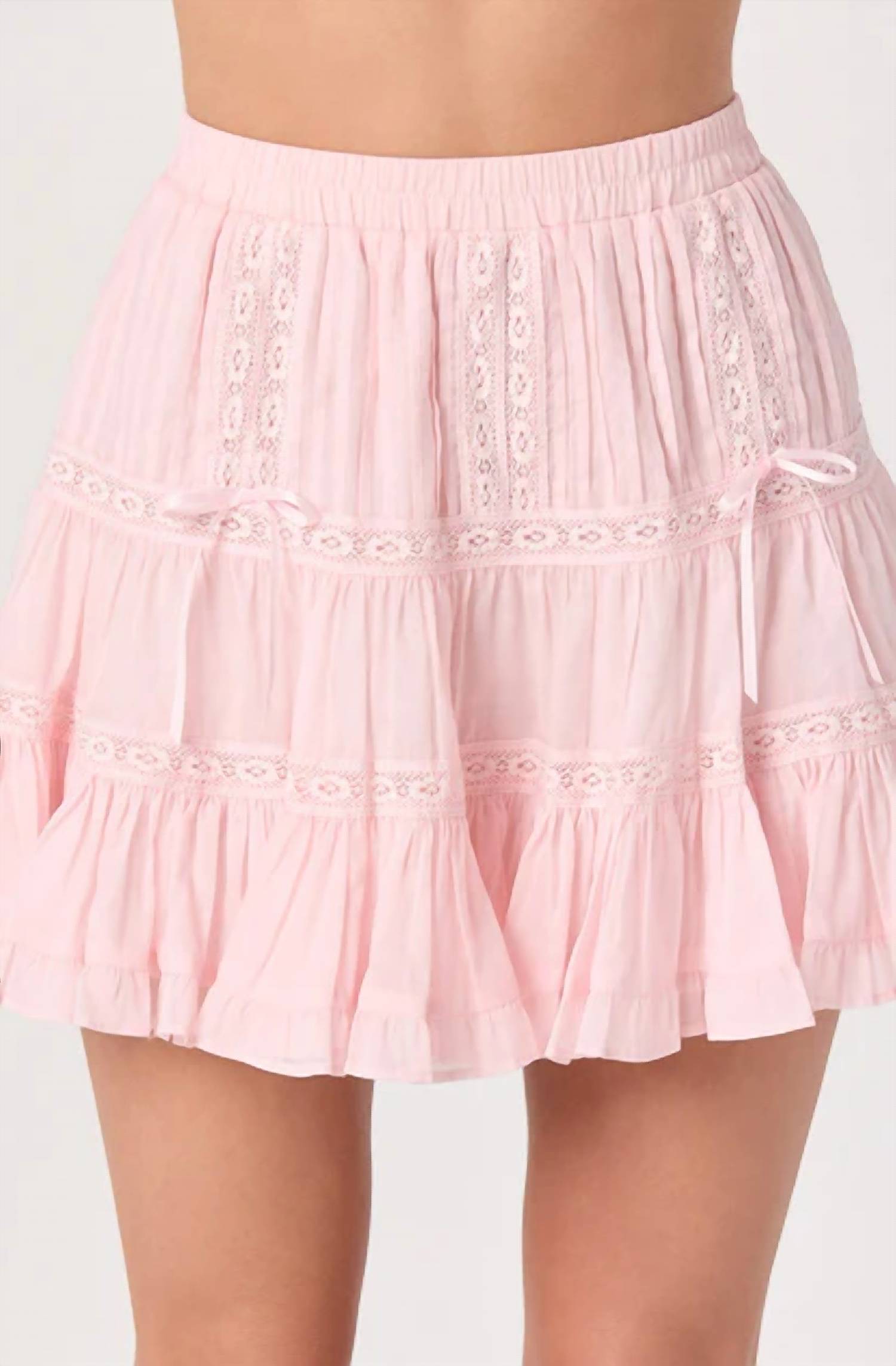 Astr - Delia Tiered Ruffle Mini Skirt